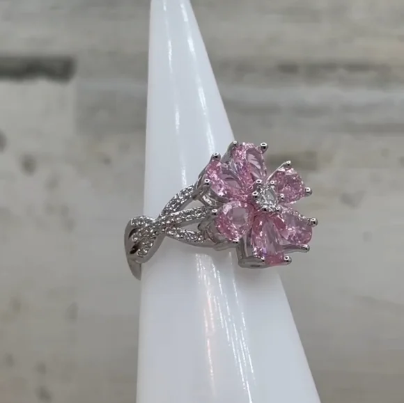Beautiful Statement Flower Pink White Cubic Zirconia Silver Plated Ring Size 9 - Picture 9 of 10